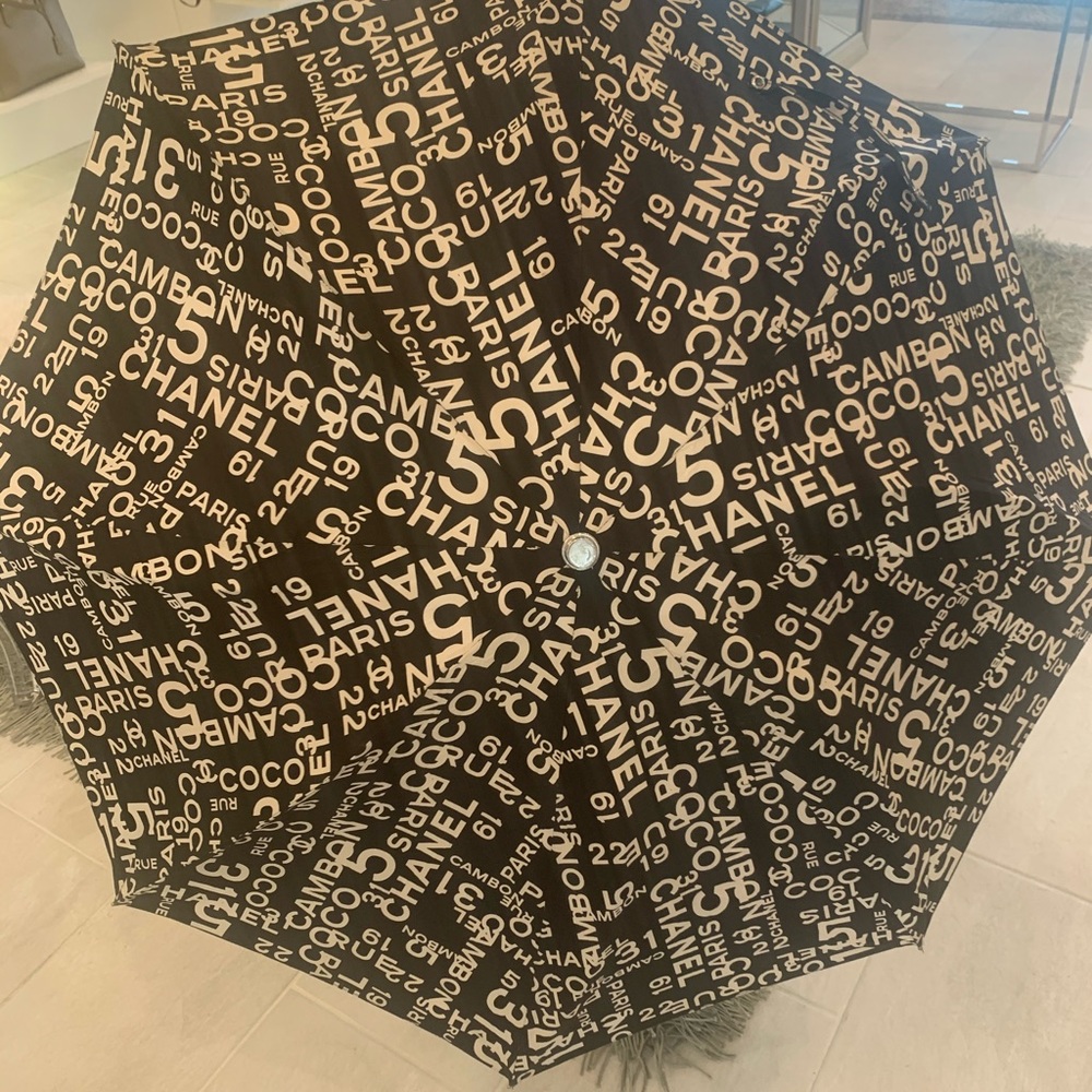 CHANEL By The Sea Cambon Rue No 5 Coco CC Umbrella